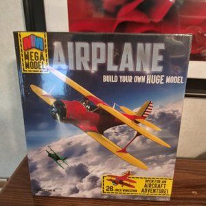 Mega Model Airplane Build Model 28" Wingspan Beech